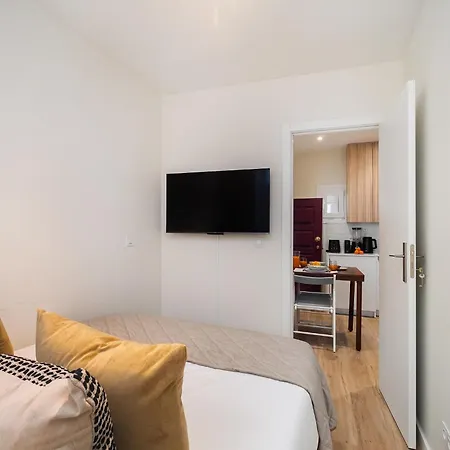 Daire Whome Cozy In The Heart Of Alfama Lisboa