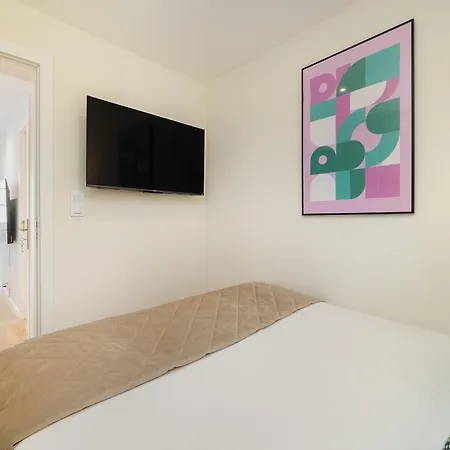 Daire Whome Cozy In The Heart Of Alfama