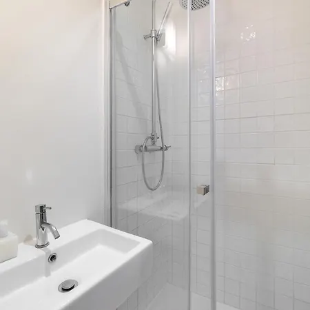 Whome Cozy In The Heart Of Alfama Daire Lisboa